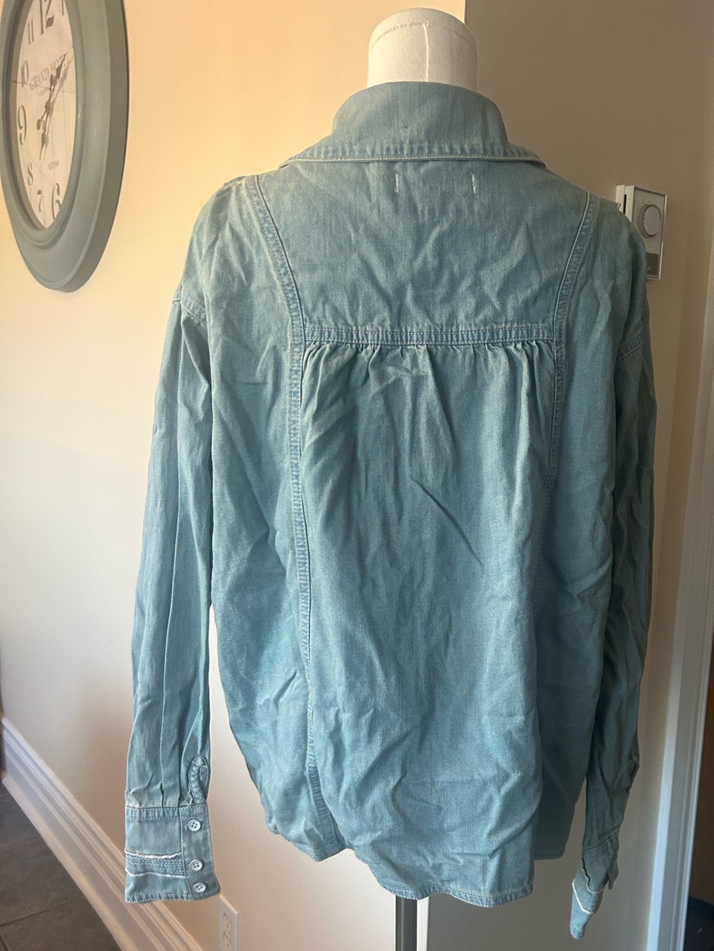 FREE PEOPLE × We The Free Tattered And Ruffled Denim Top size medium - Picture 8 of 9